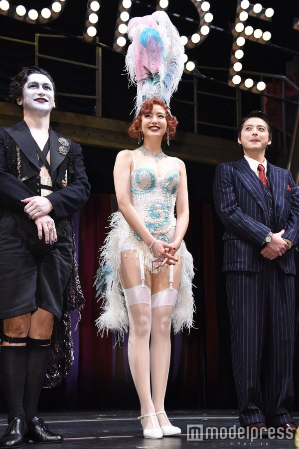 長澤まさみ 谷間ザックリsexy衣装で登場 共演者に キスの指導 も ツイナビ ツイッターの話題まとめ