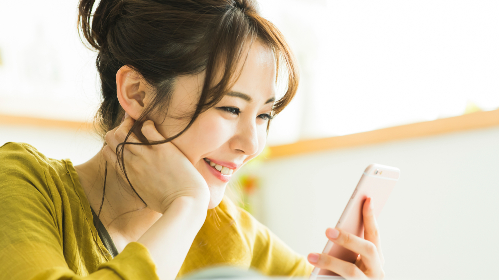 連絡がマメな彼氏は 結婚後に真価を発揮する 付き合っている時に見るべきポイントはコレだ ツイナビ